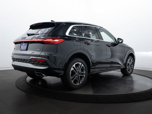 New 2025 Audi Q5 Prestige image 4