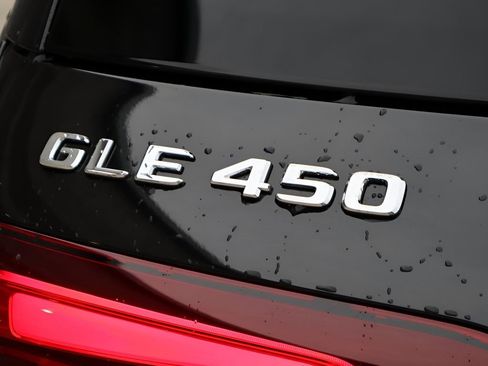 Certified 2025 Mercedes-Benz GLE 450 GLE 450 image 8