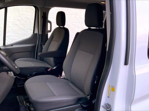 Used 2023 Ford Transit 350 XLT image 8