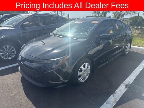 Used 2025 Toyota Corolla LE FWD image 1