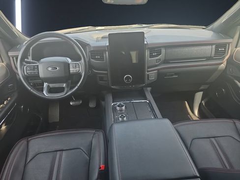 Used 2024 Ford Expedition Limited AWD/4WD image 10