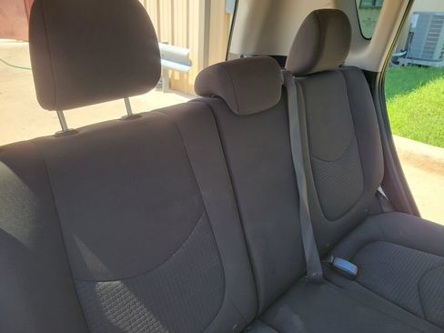 Used 2013 Kia Soul FWD image 13