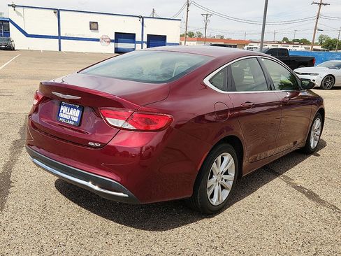 Used 2016 Chrysler 200 Limited FWD image 3