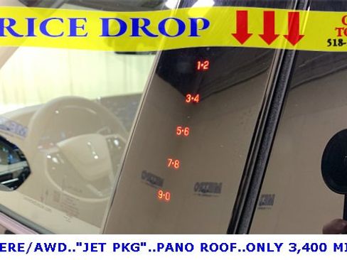 Used 2024 Lincoln Corsair AWD w/ Equipment Group 101A image 25