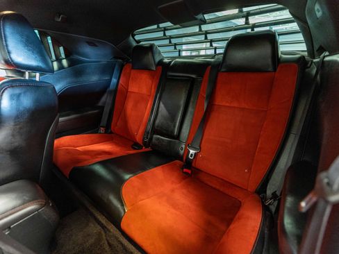 Used 2016 Dodge Challenger R/T Scat Pack RWD image 12