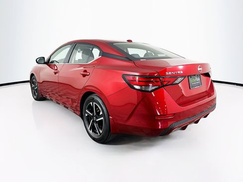 Used 2024 Nissan Sentra SV image 5