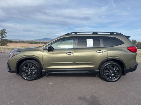 Used 2023 Subaru Ascent Onyx Edition AWD/4WD image 9