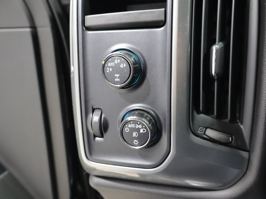 Used 2015 Chevrolet Silverado 1500 LT w/ All Star Edition AWD/4WD image 29