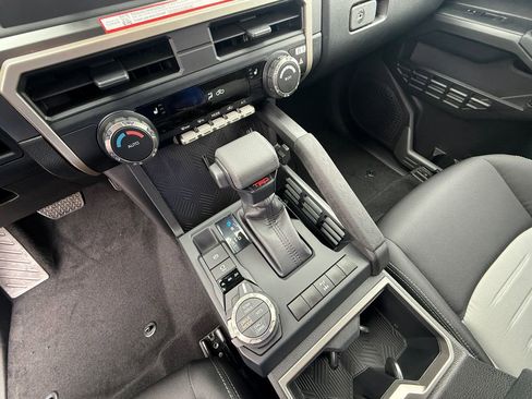New 2026 Toyota Tacoma TRD Off-Road AWD/4WD image 8