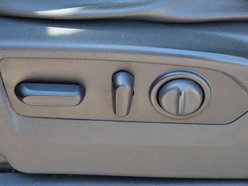 Used 2020 GMC Sierra 1500 AT4 w/ AT4 Premium Package AWD/4WD image 36