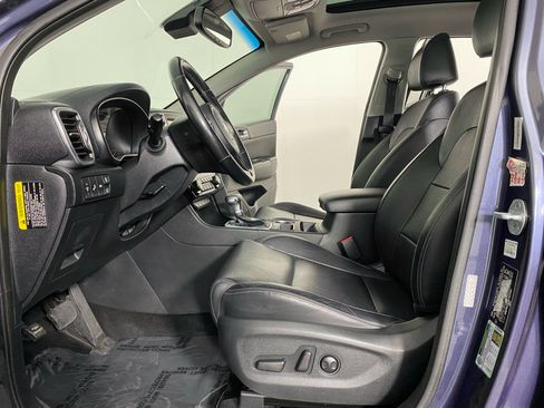 Used 2019 Kia Sportage EX w/ Option Group 040 AWD/4WD image 21