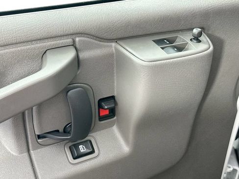 Used 2022 Chevrolet Express 2500 w/ Driver Convenience Package RWD image 24