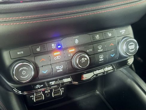 Used 2024 Dodge Durango GT AWD/4WD image 29