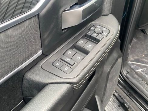 New 2026 RAM 2500 Big Horn AWD/4WD image 13