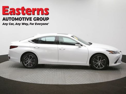Used 2024 Lexus ES 250 w/ Premium Package AWD/4WD image 48