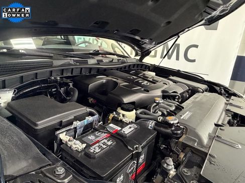 Used 2023 Nissan Armada Platinum w/ Captain's Chairs Package image 7