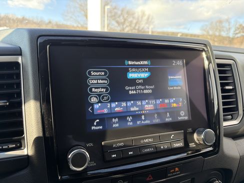 Used 2024 Nissan Frontier SV w/ Hardbody Edition image 18