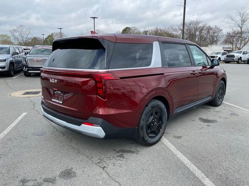 New 2026 Kia Carnival LXS image 7