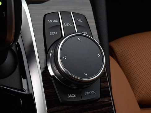 Certified 2023 BMW 540i xDrive w/ Premium Package image 22