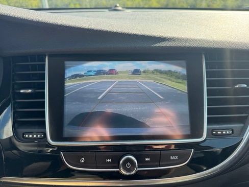 Used 2019 Buick Encore Preferred AWD/4WD image 23