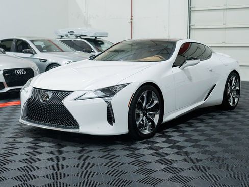 Used 2020 Lexus LC 500 Coupe w/ Performance Package RWD image 3