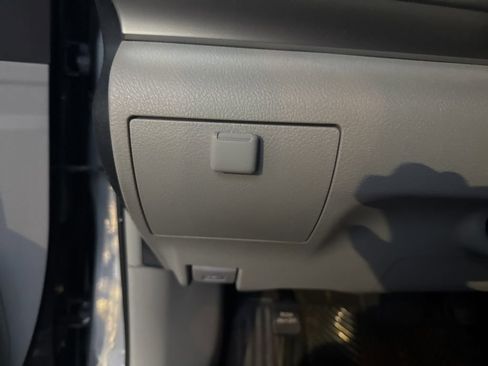 Used 2012 Toyota Camry LE image 16