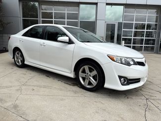 Used 2012 Toyota Camry SE FWD video 2