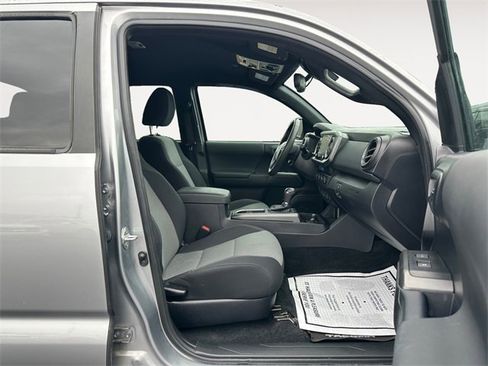 Used 2021 Toyota Tacoma SR5 image 15