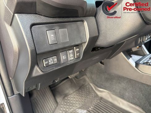 Used 2020 Toyota Tacoma TRD Off-Road AWD/4WD image 51