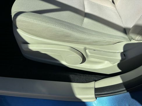 Used 2014 Subaru Crosstrek 2.0i Premium w/ Popular Package #2 image 15