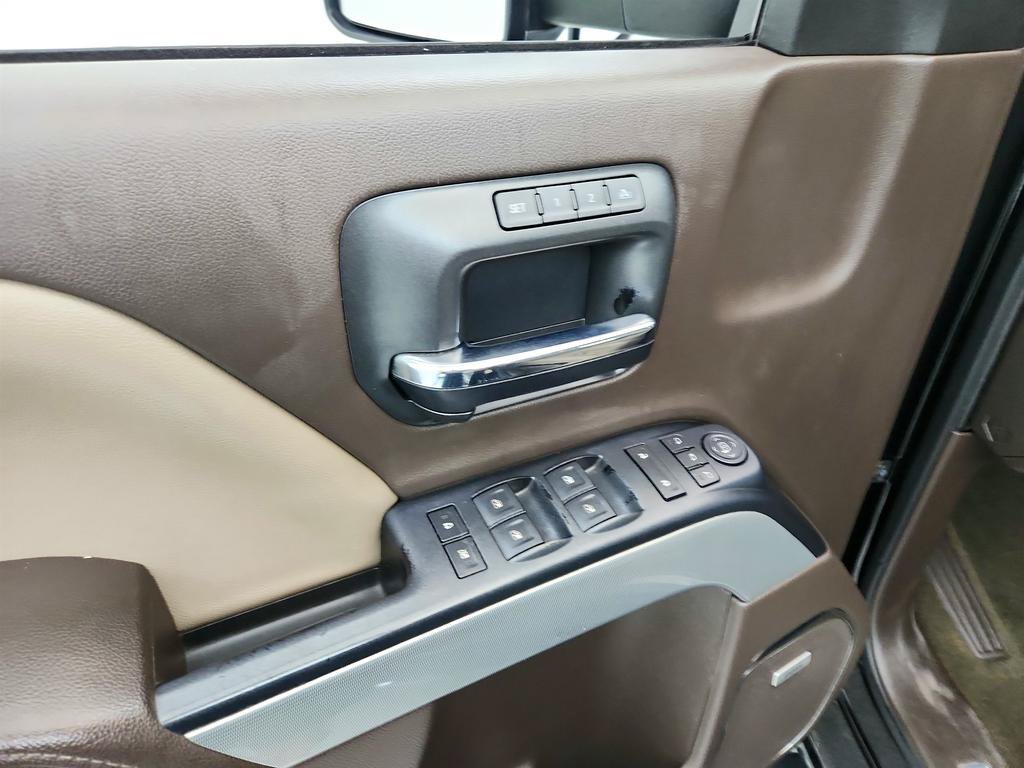 Used 2016 Chevrolet Silverado 2500 LTZ w/ Duramax Plus Package AWD/4WD image 18