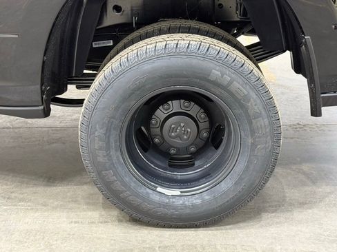 New 2026 RAM 3500 Tradesman image 38