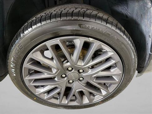 Used 2022 Jeep Compass High Altitude AWD/4WD image 14