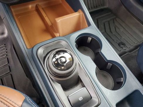 Used 2022 Ford Maverick Lariat image 28