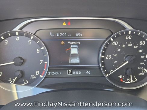 Used 2024 Nissan Frontier SL w/ Technology Package RWD image 31