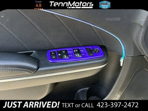 Used 2017 Dodge Charger R/T w/ Navigation & Travel Group image 13