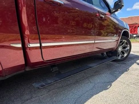 Used 2019 RAM 1500 Limited AWD/4WD image 13