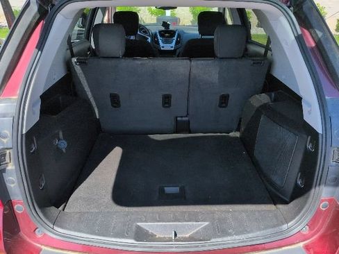 Used 2017 Chevrolet Equinox LT FWD image 10