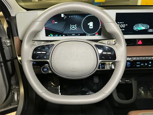 Used 2024 Hyundai Ioniq 5 Limited image 30