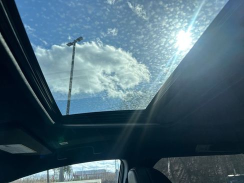 New 2026 Toyota Sienna XSE image 15