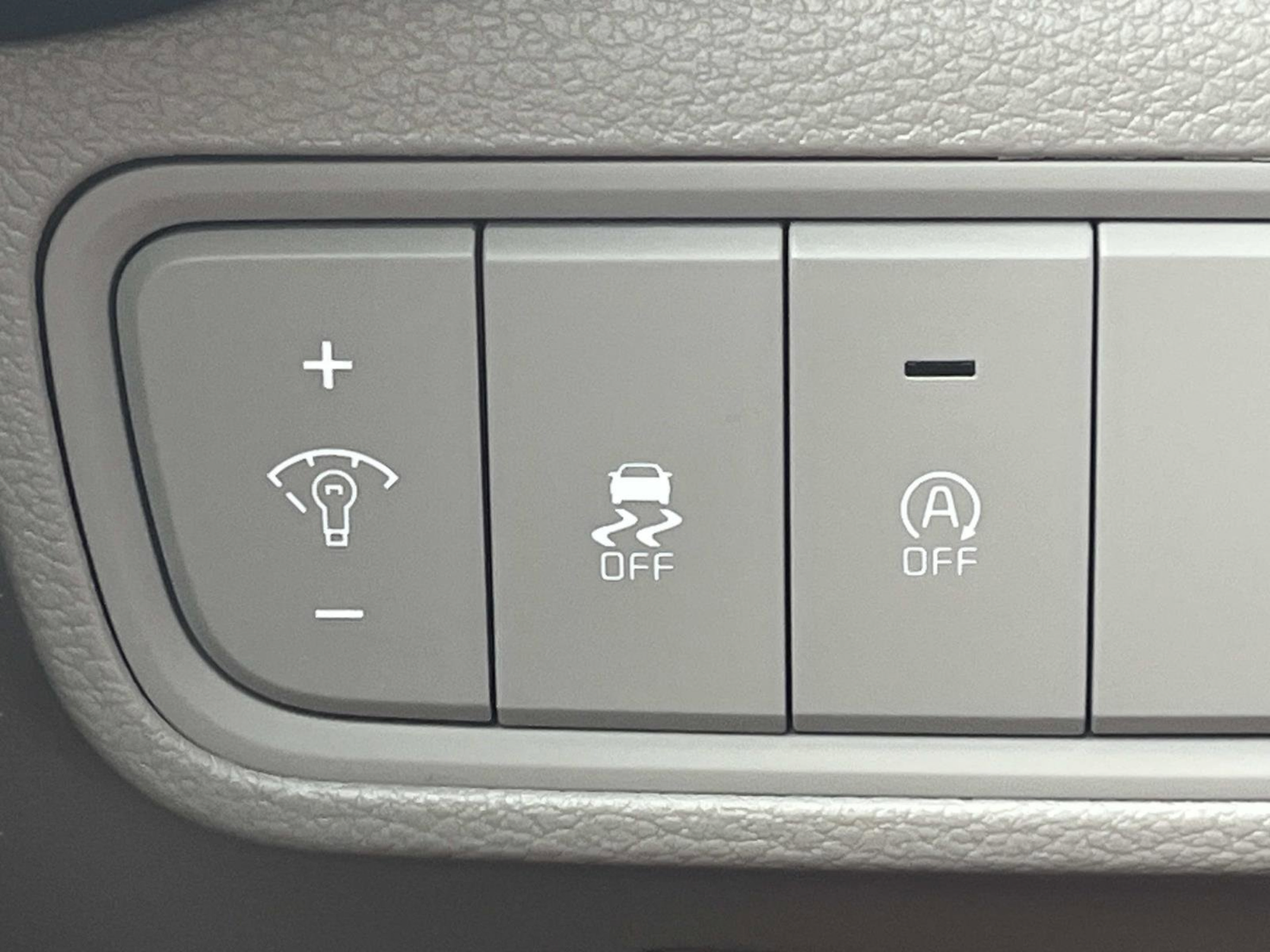 New 2025 Kia Soul LX w/ LX Technology Package FWD image 24