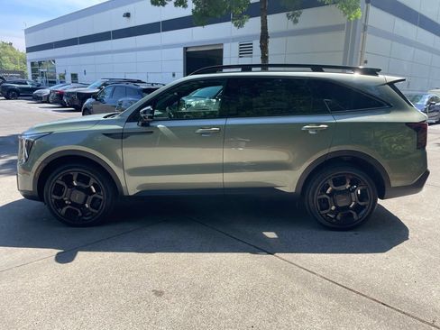 Certified 2025 Kia Sorento SX Prestige AWD/4WD image 7