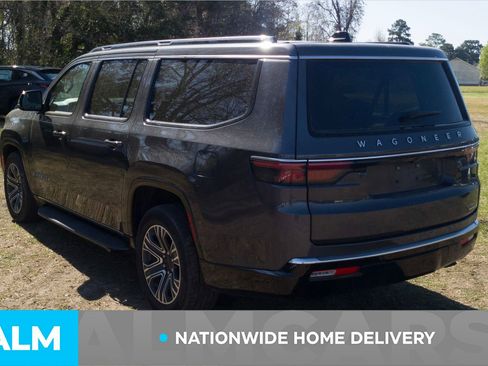 Used 2024 Jeep Wagoneer L Series II image 4
