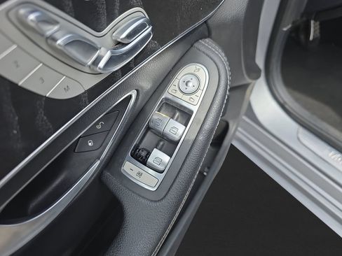Used 2016 Mercedes-Benz C 300 4MATIC Sedan image 19