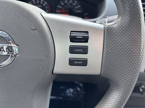 Used 2021 Nissan Frontier SV AWD/4WD image 15