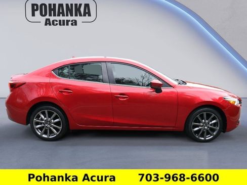 Used 2018 MAZDA MAZDA3 Grand Touring w/ Premium Equipment Package image 8