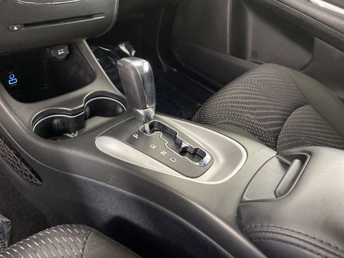 Used 2020 Dodge Journey SE FWD image 26