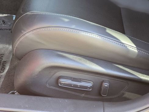 Used 2024 Honda Civic Touring image 25