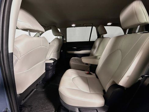 Certified 2024 Toyota Grand Highlander AWD image 22