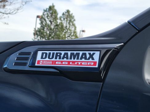 New 2026 GMC Sierra 2500 AT4 w/ AT4 Premium Plus Package image 12